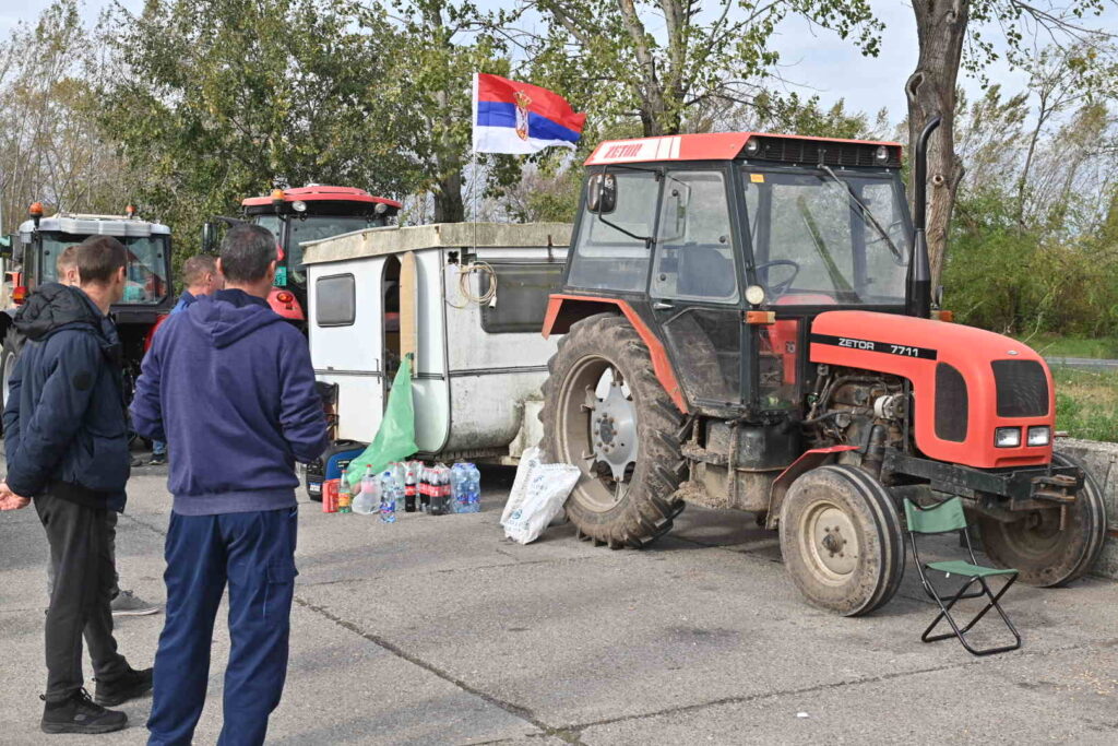 treći dan blokada poljoprivrednika: paori već blokirali put kod čente, protesti na najmanje 10 lokacija