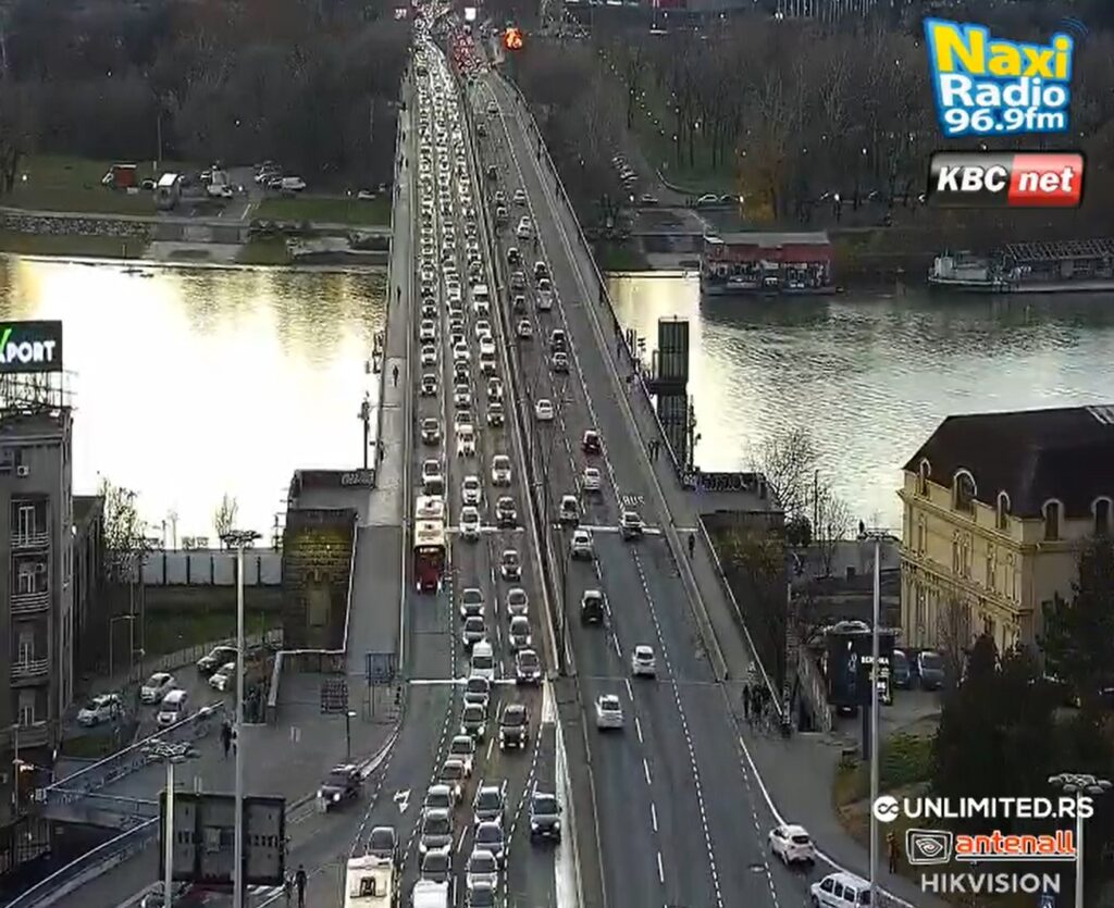 gužve širom beograda: na ovim saobraćajnicama su najveće kolone, izbegavajte ih kako znate i umete