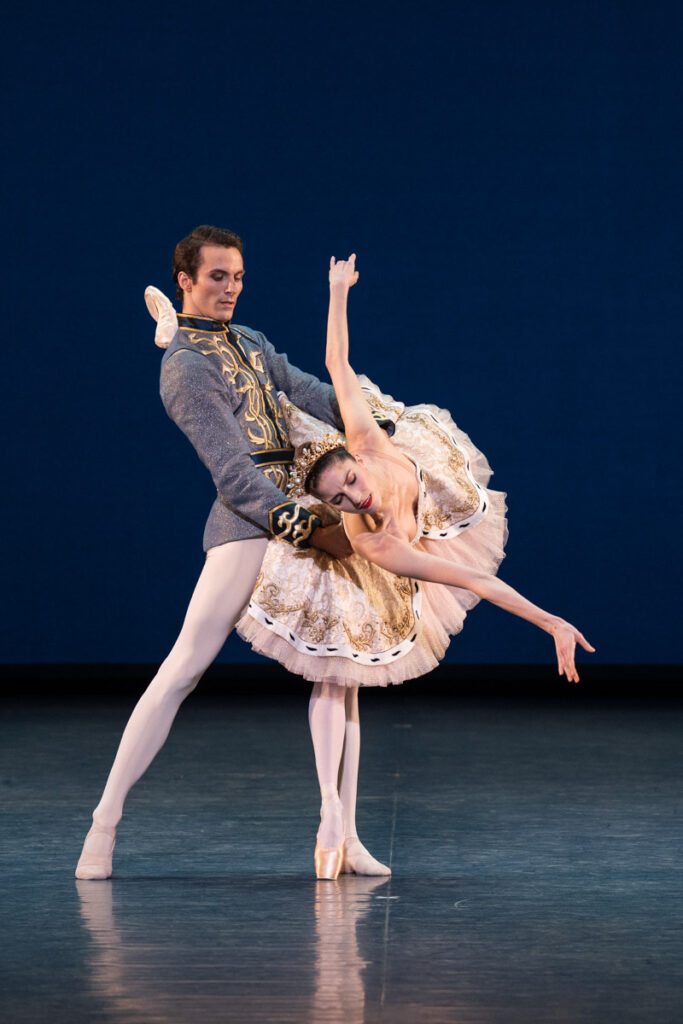solisti pariske opere gostuju u baletu “krcko orašćić” u nacionalnom teatru