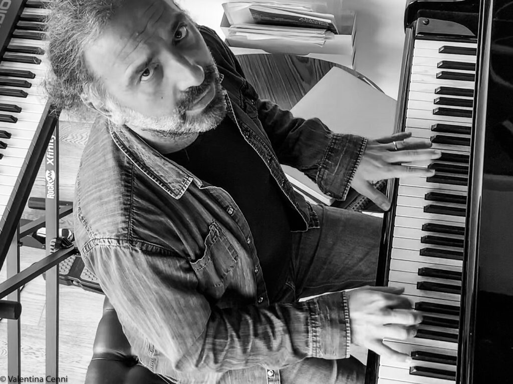 pesme koje su procvetale u bašti mog klavira: italijanska džez zvezda stefano bolani predstavlja novi album na kolarcu