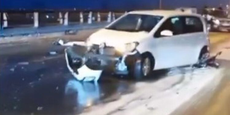video dva lančana sudara u beogradu: deset automobila se slupalo kod ostružničkog mosta, drugi udes kod arene